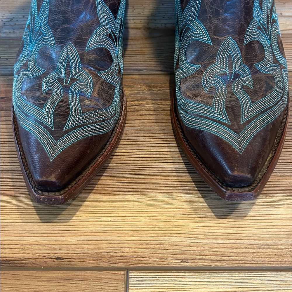 Old Gringo Diego Boots Brown with Turquoise and Tan Stitching - Picture 4 of 10